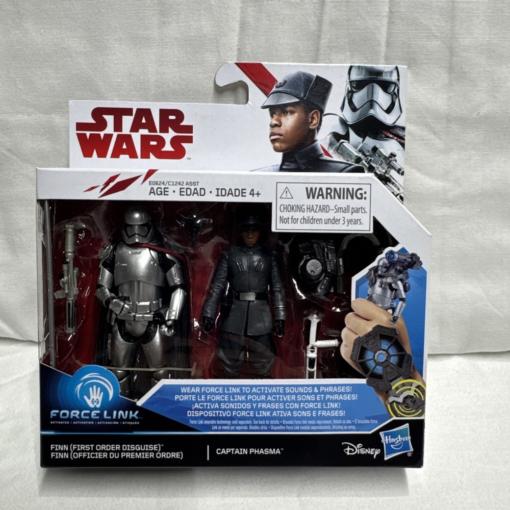 Star Wars: The Last Jedi - Finn (First Order Disguise) vs. Captain Phasma - 3